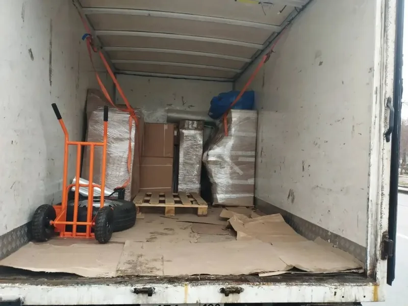 Перевозка мебели в другой город дешево